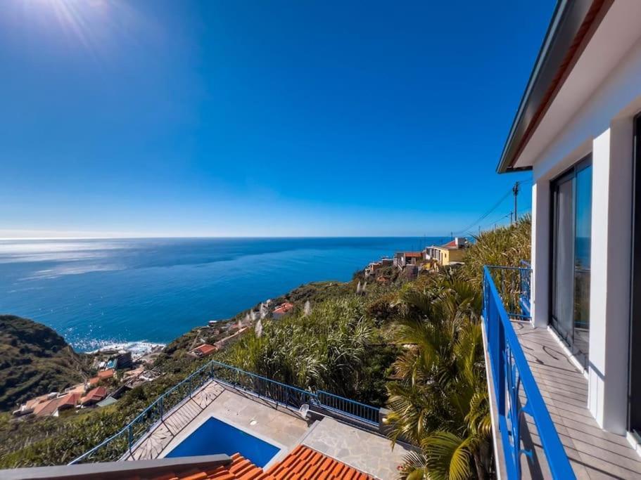 Guest house Guestready - A Marvellous In Calheta *