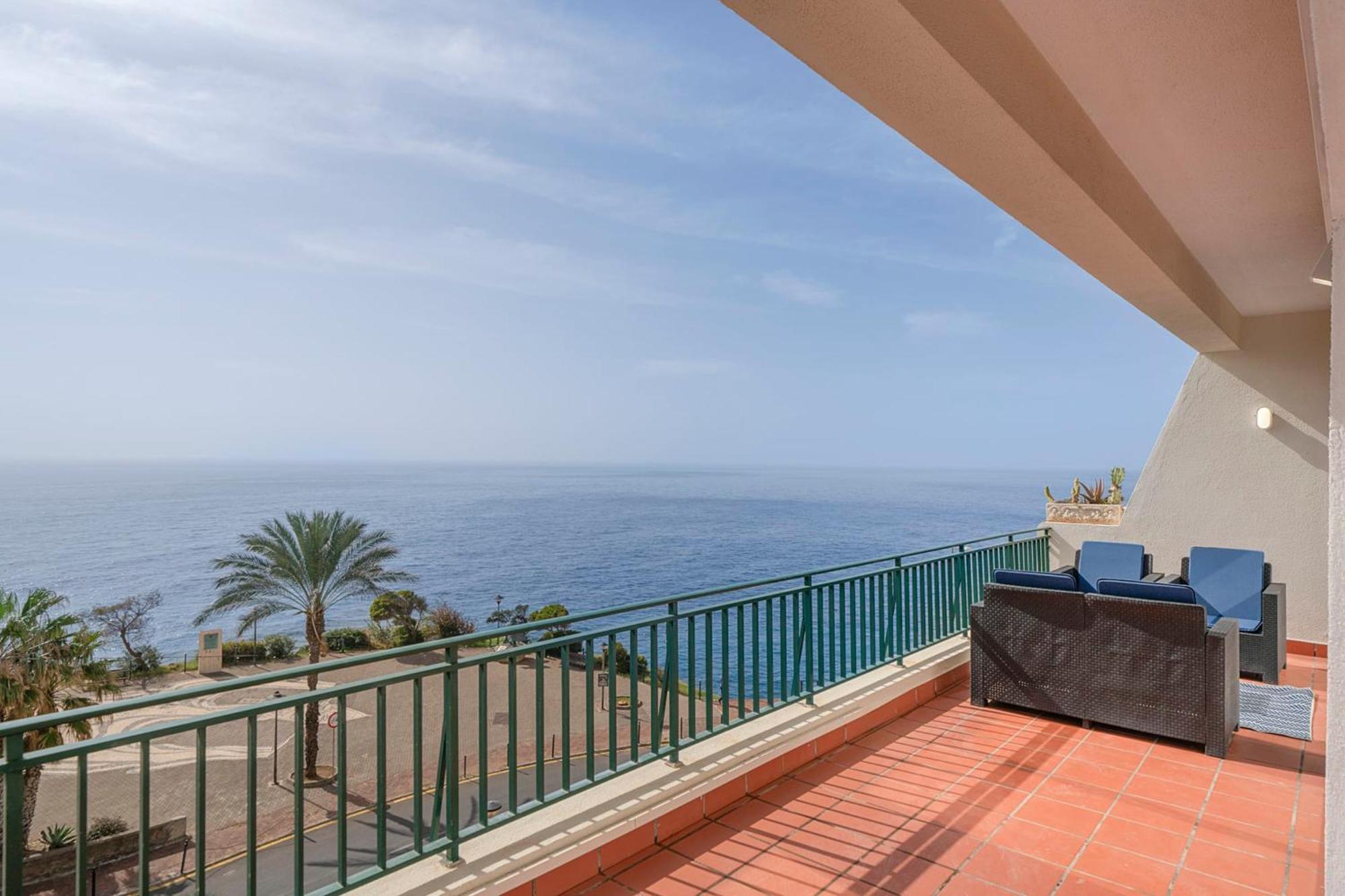 Doca Do Cavacas I By An Island Apartment