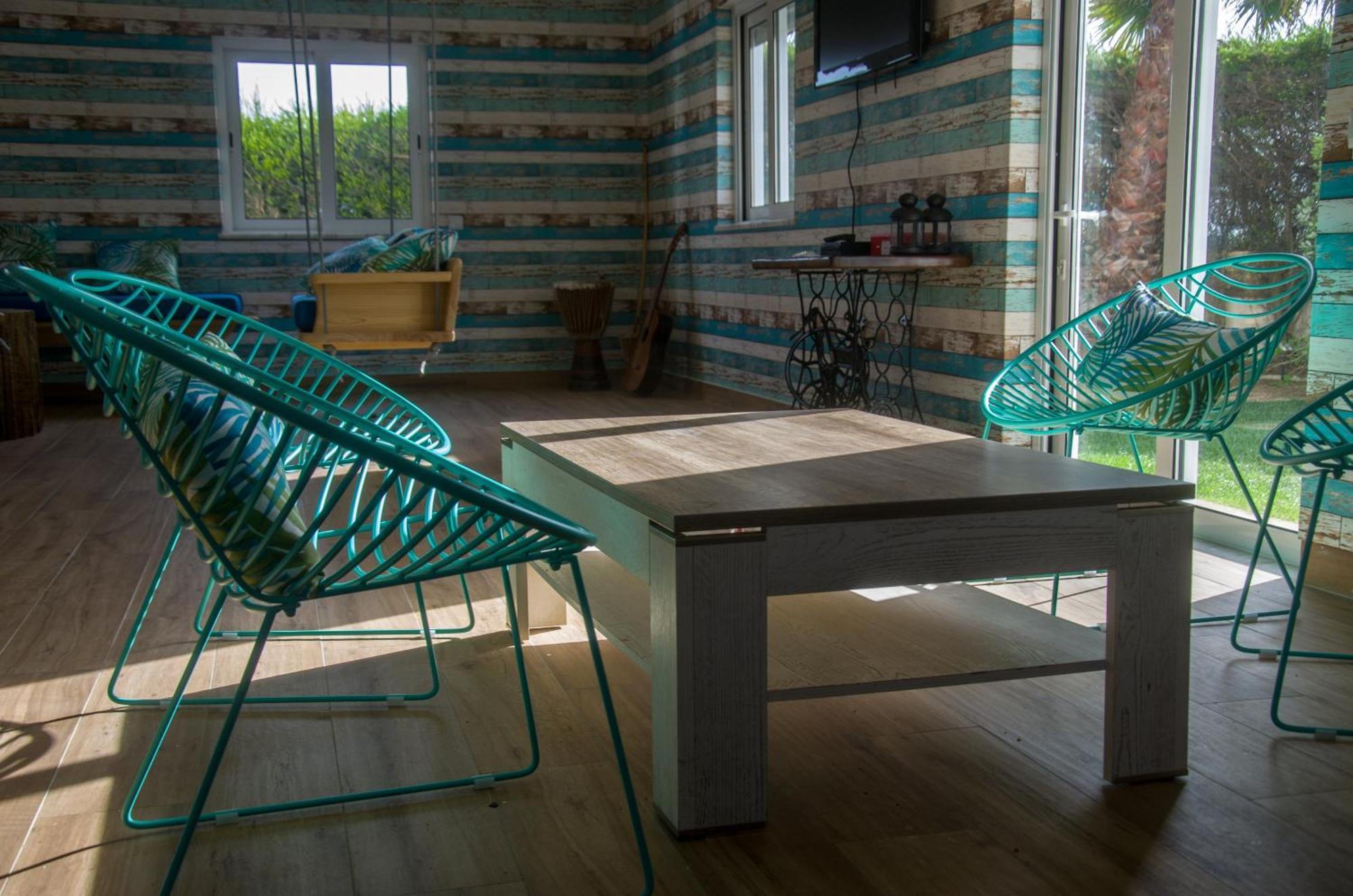 Natura Hostel *