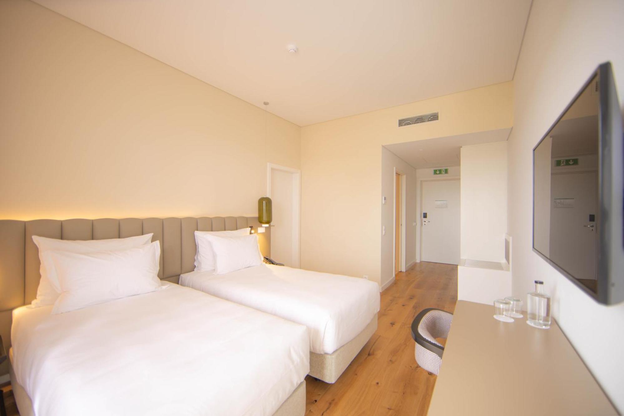 Sea View Business & Leisure Hotel Sines