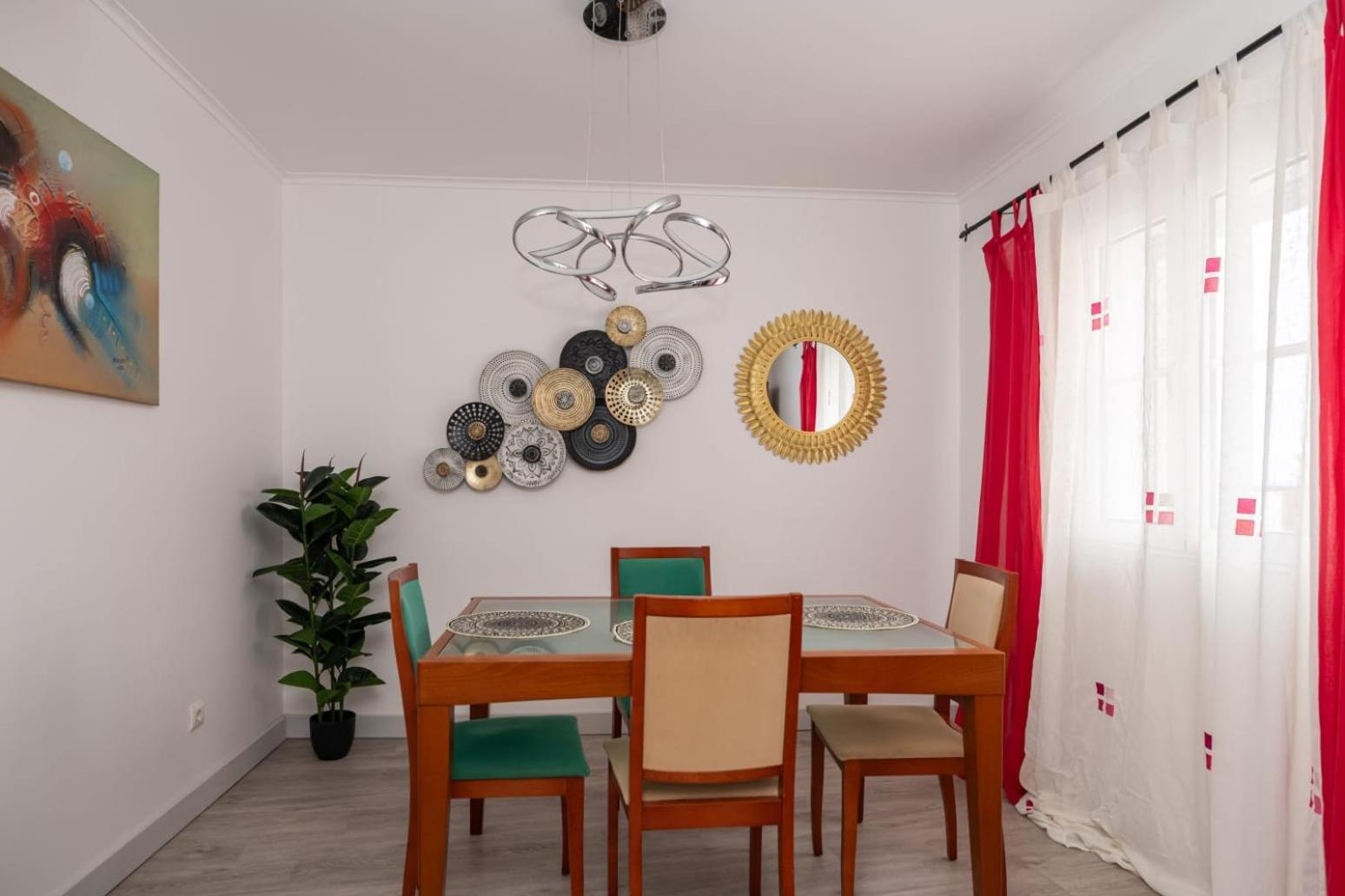 Family Friendly Azorean Appartement Ponta Delgada