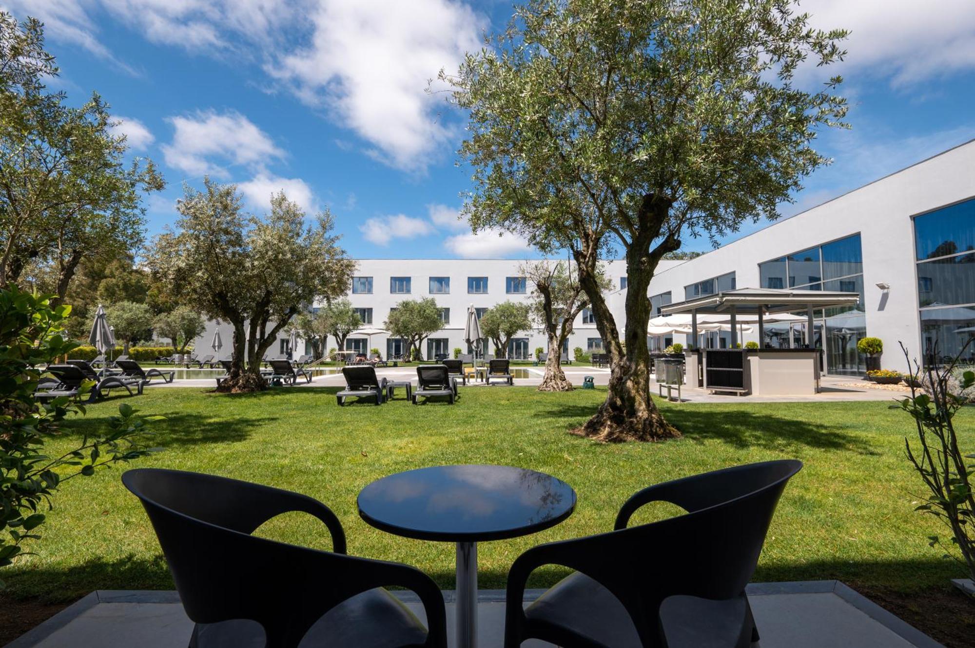 Gale Hotel
