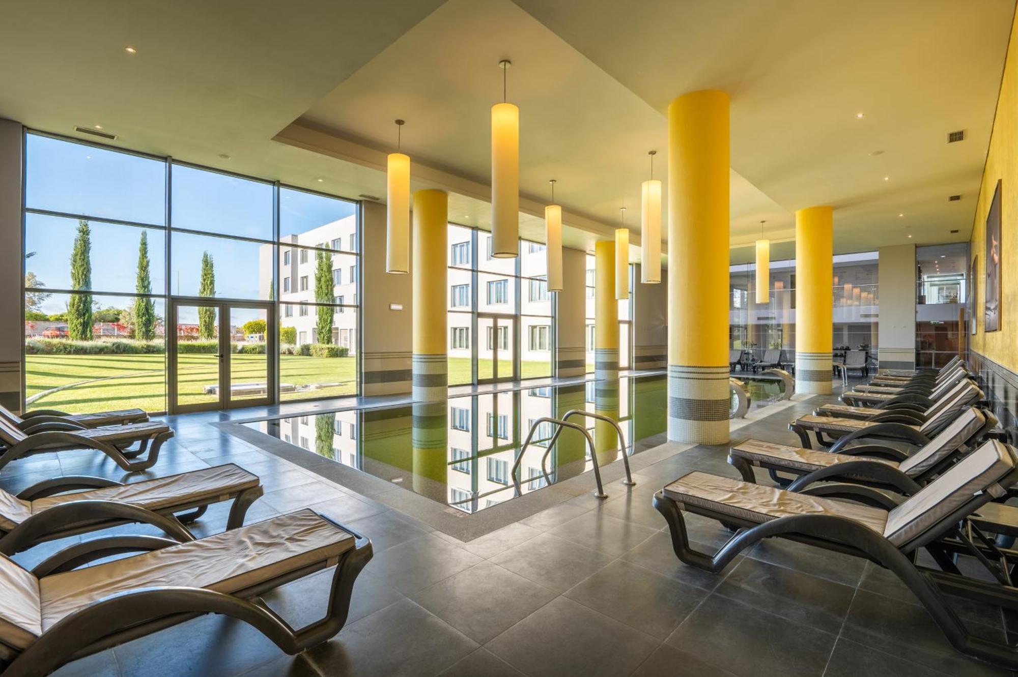 Gale Hotel 4*