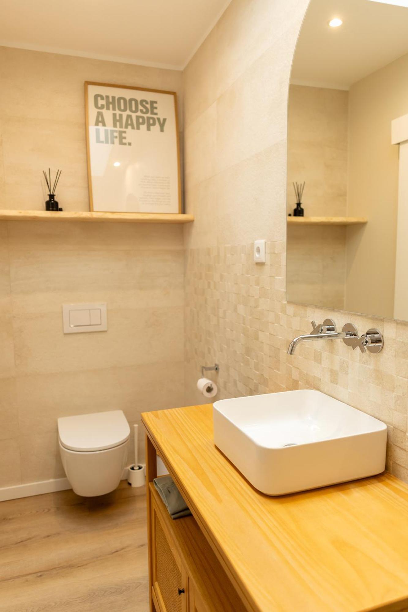 Blue House- Am Von Do Conde, Porto Holiday home *