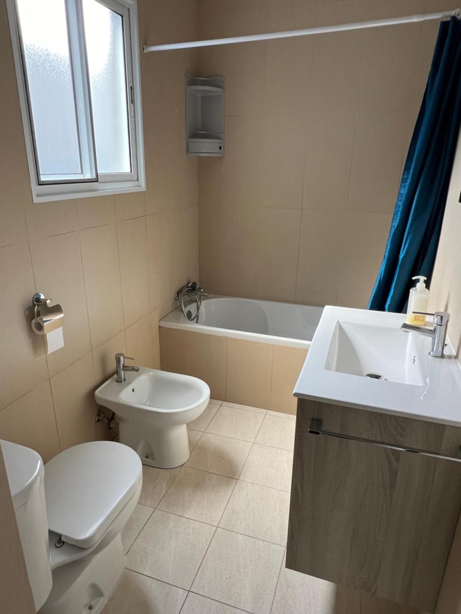 Casa A 2 Minutos A Pe De Piscina Natural Holiday home *