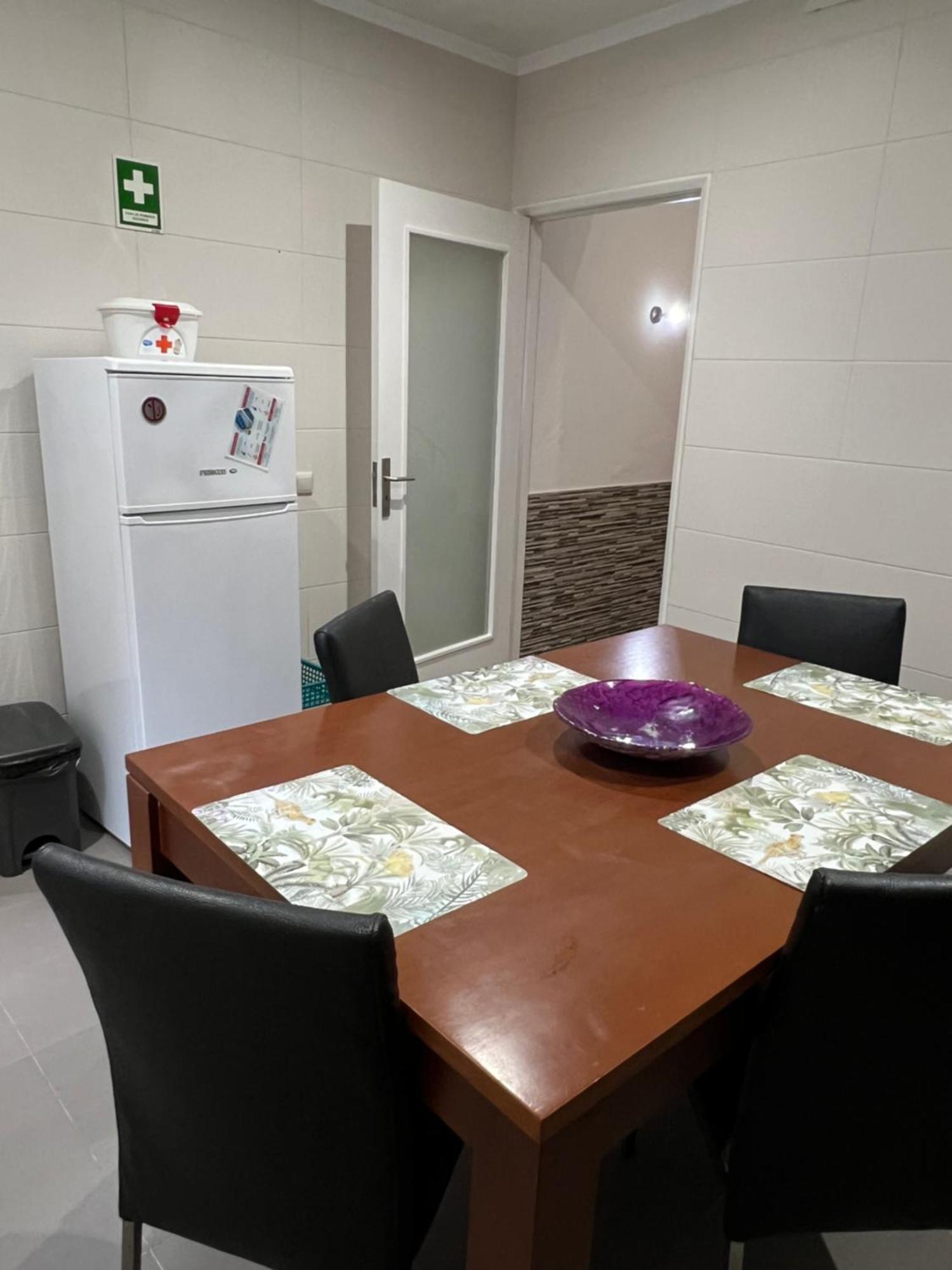 Casa A 2 Minutos A Pe De Piscina Natural * Ponta Delgada - Açores
