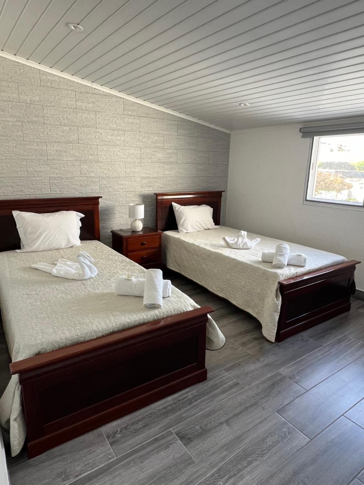 Casa A 2 Minutos A Pe De Piscina Natural Holiday home *