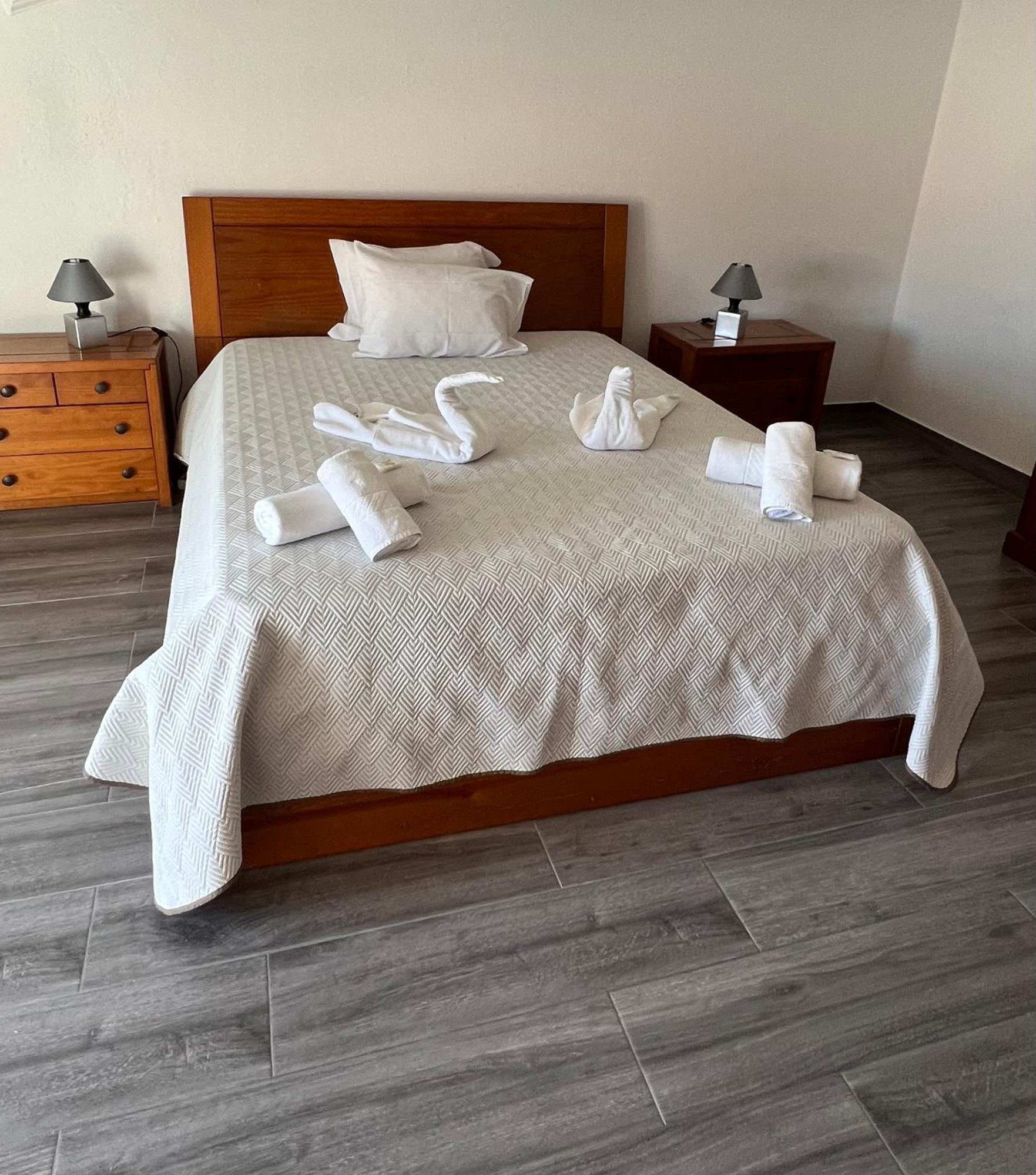 Casa A 2 Minutos A Pe De Piscina Natural * Ponta Delgada (Sao Miguel)