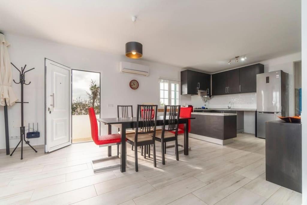 Vivenda Com Piscina Ria Formosa Holiday home *