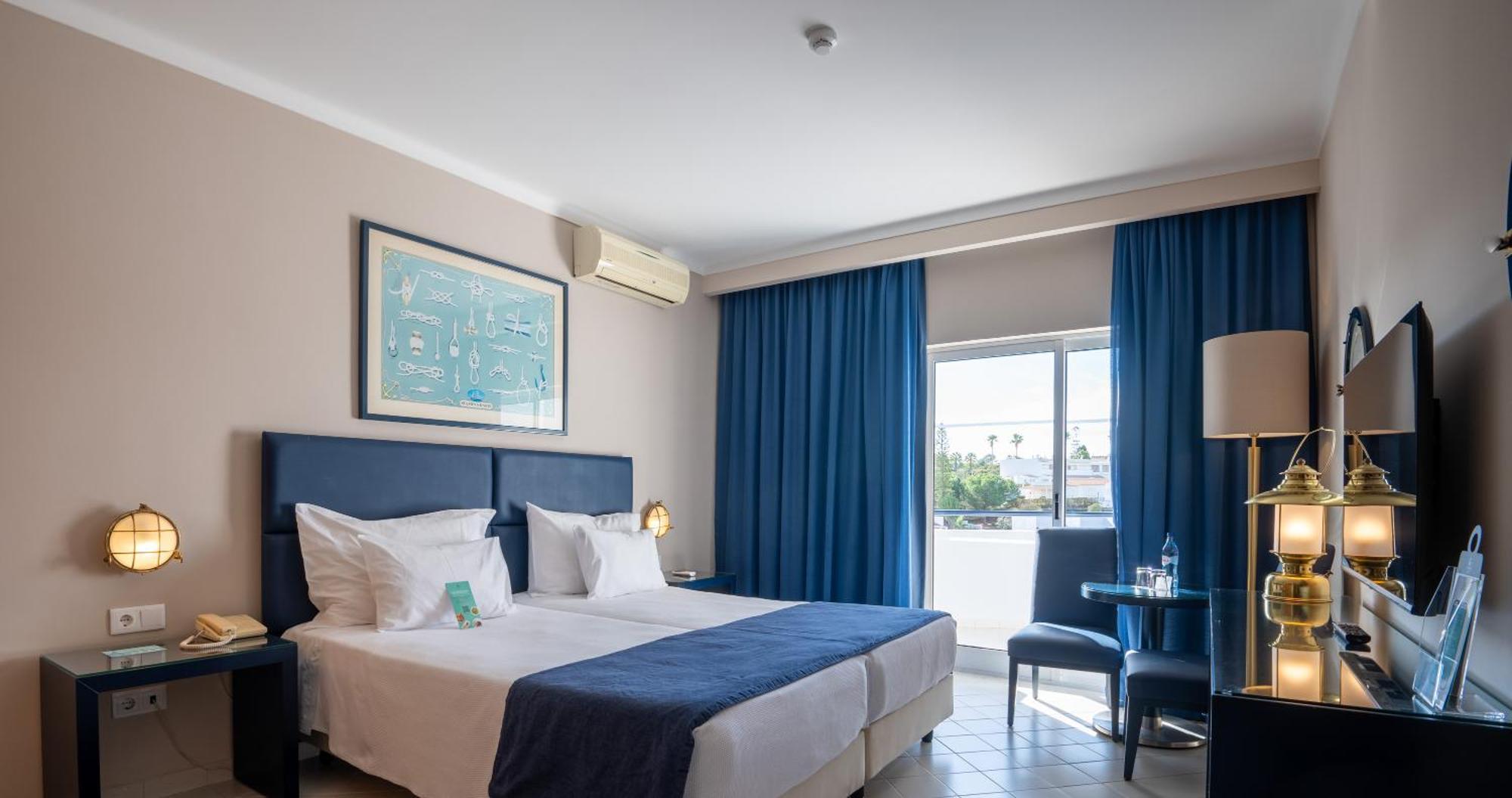 Gale Nautico 4*