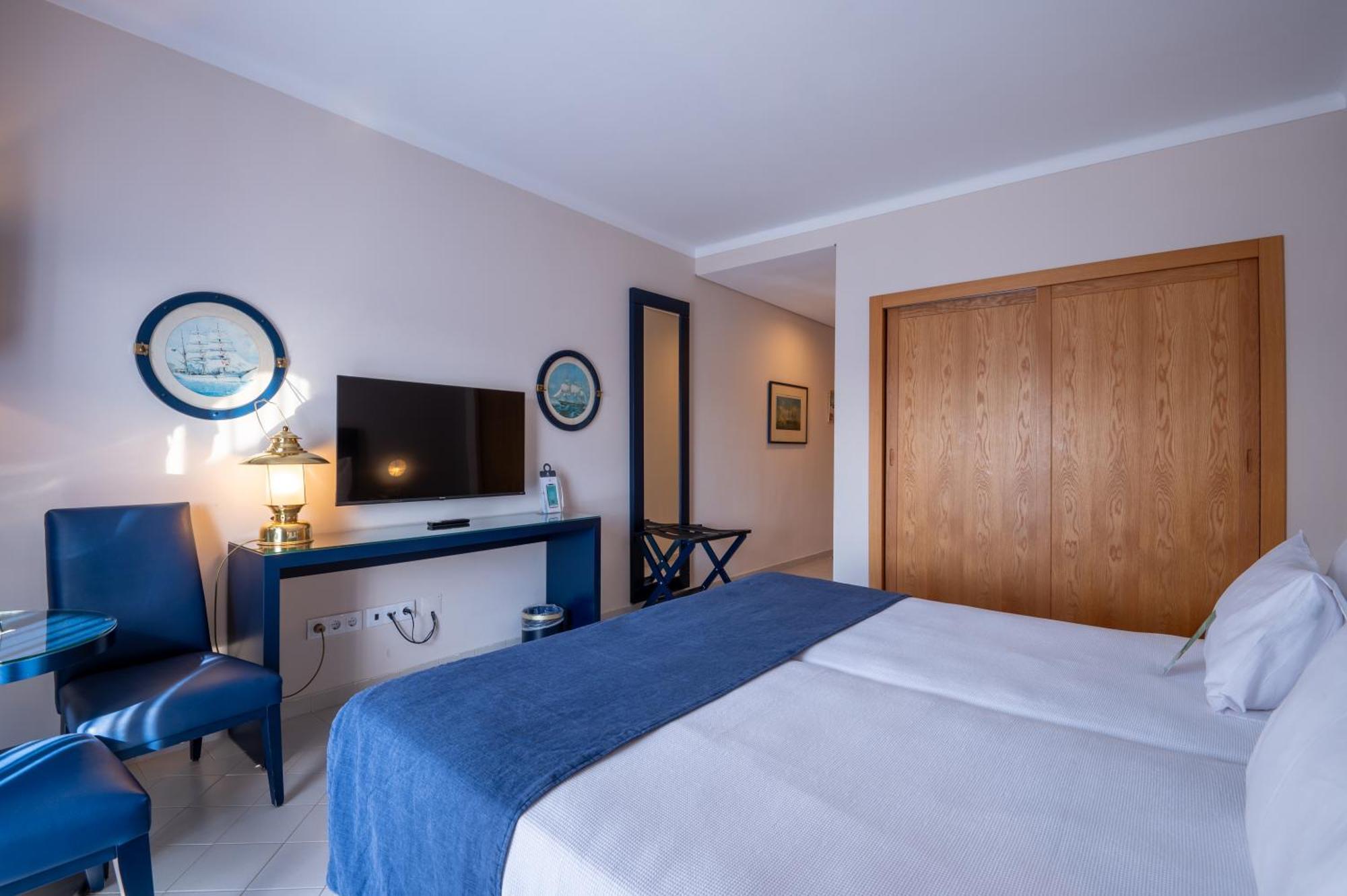 Gale Nautico Hotel 4*