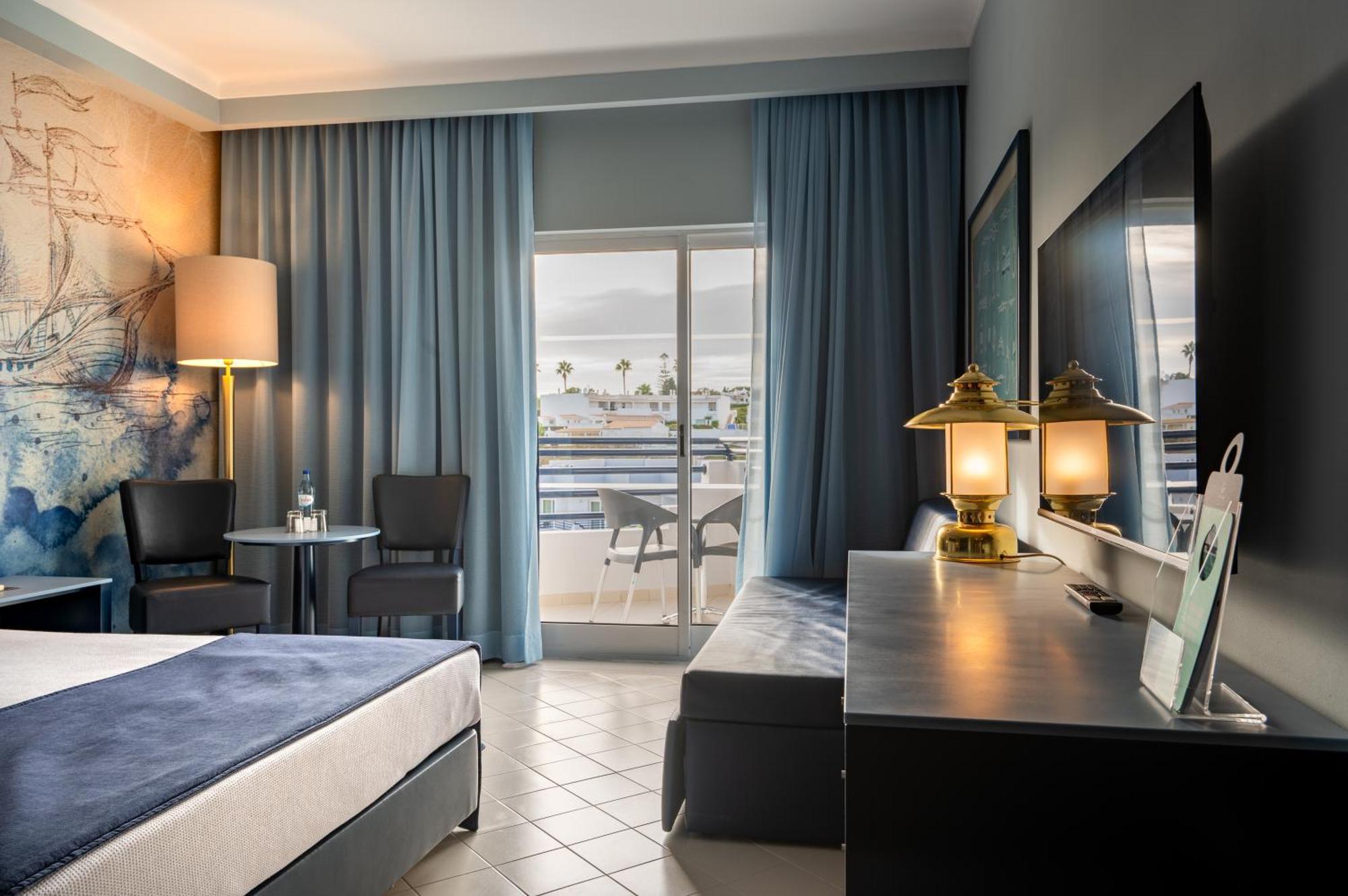Gale Nautico Hotel 4*