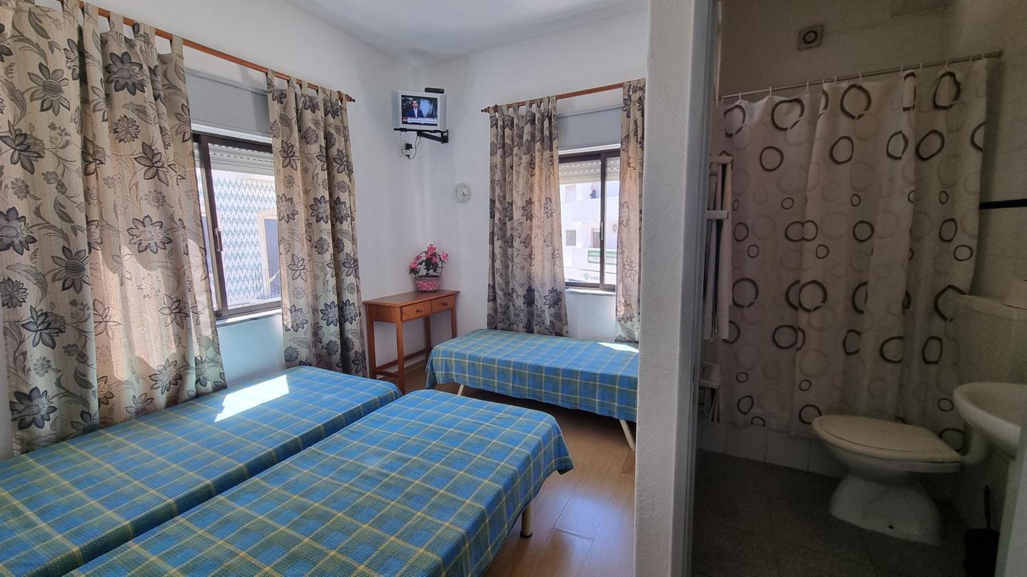 Santa Isabel Guest house 2*