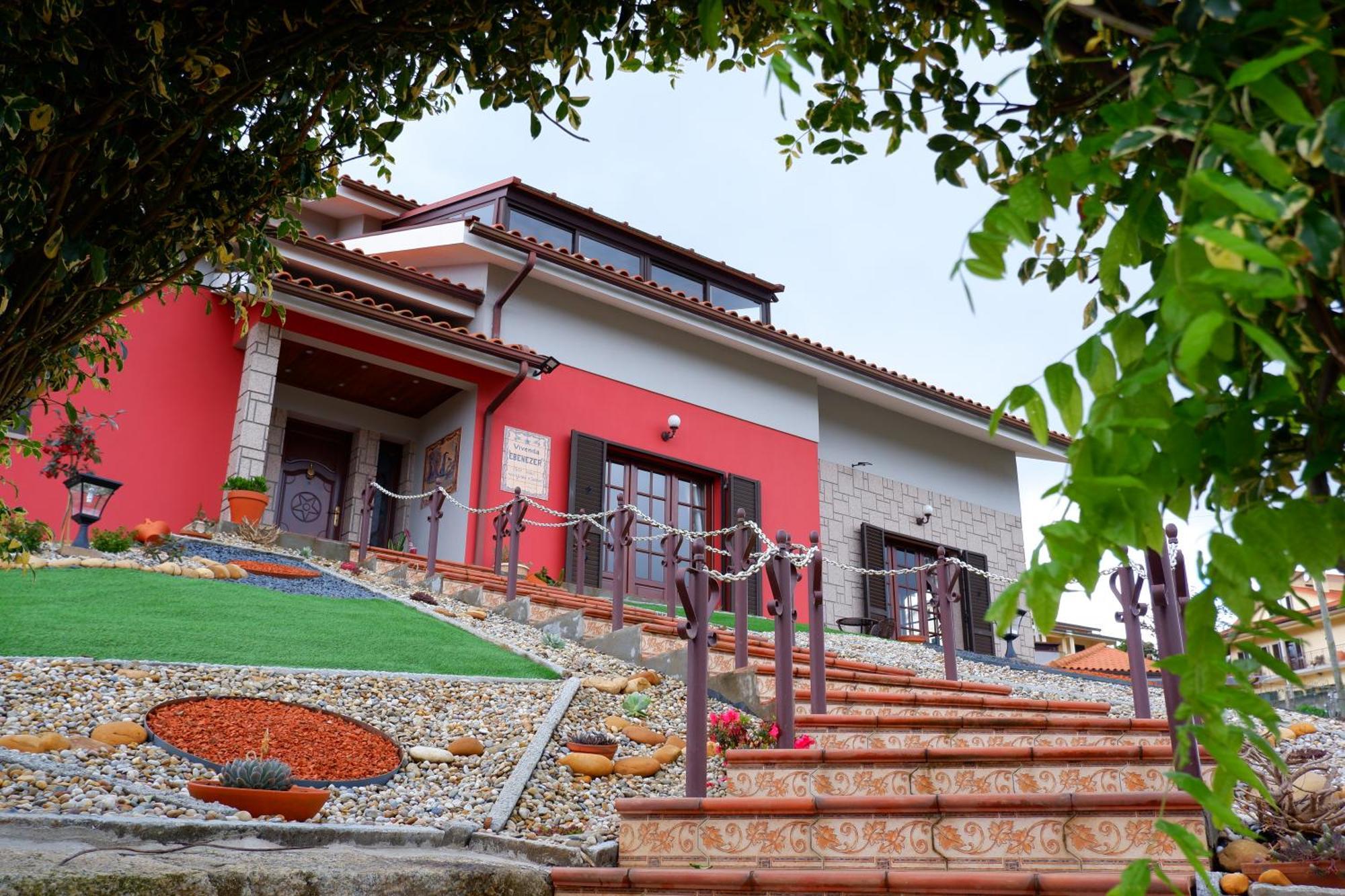 Homestay Casa Da Fonte *