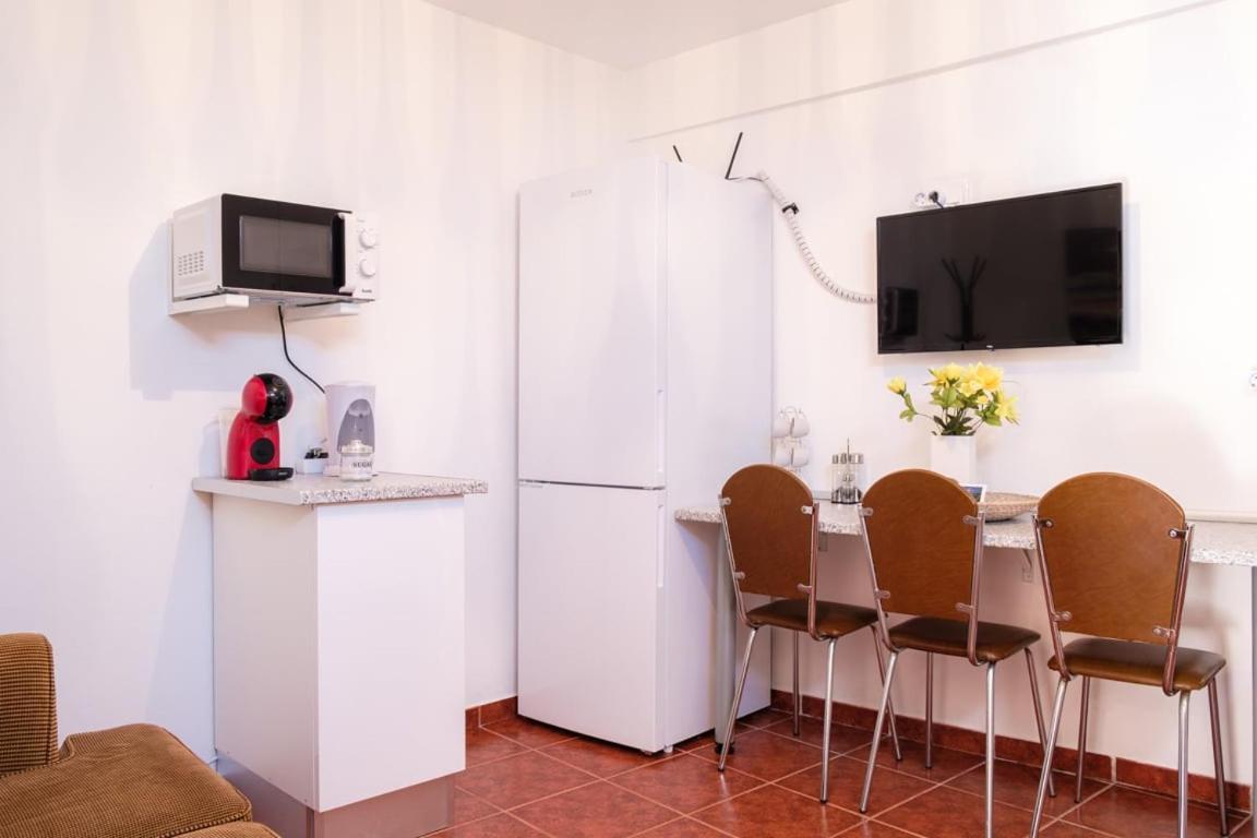 Guestready - Machico Sea View - B Guest house