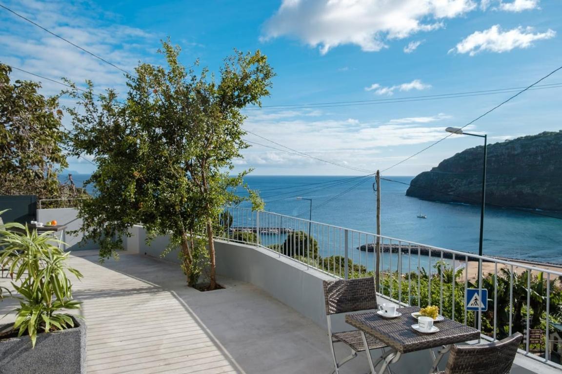 Guest house Guestready - Machico Sea View - B *