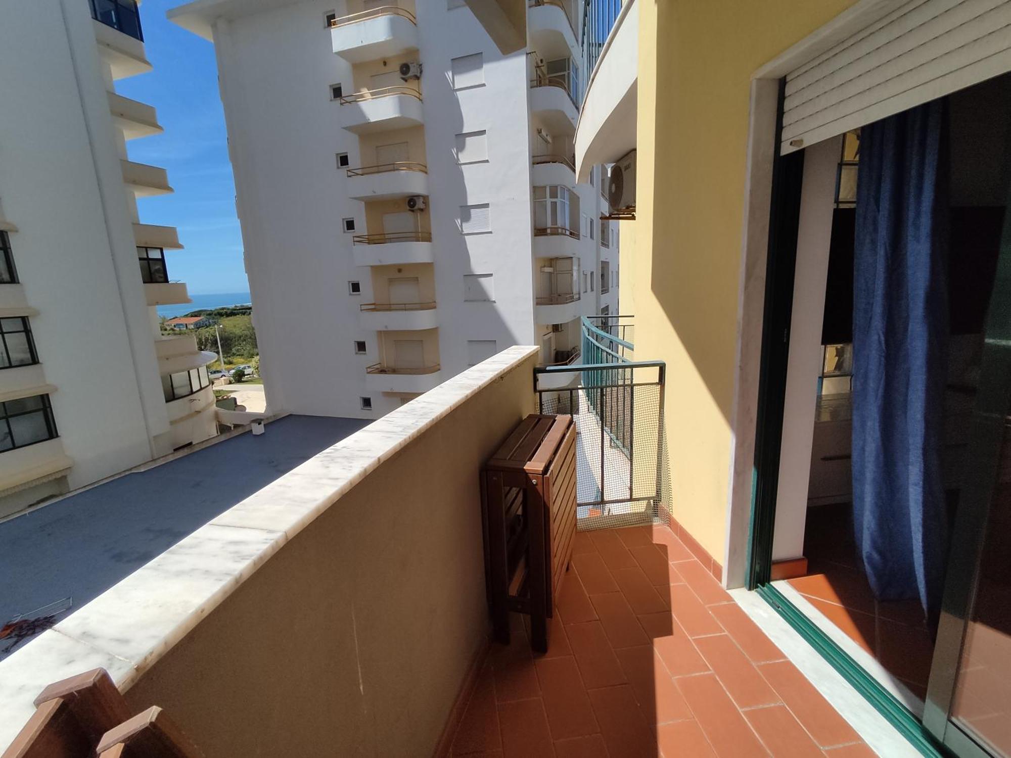 1g Terrace B - Casas & Papeis