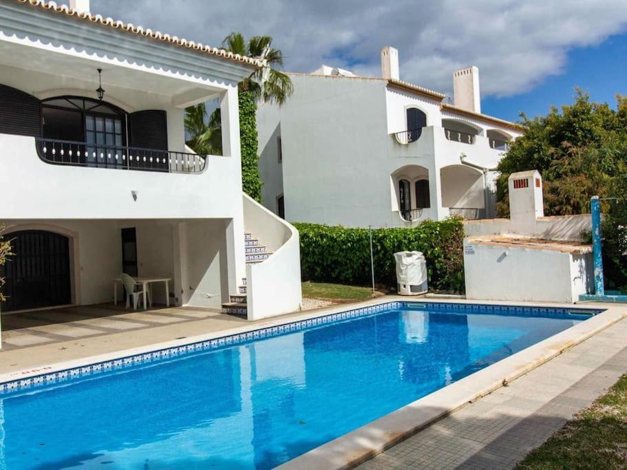 Irene Golf House - Privat Heated Pool & Games & Golf Quarteira