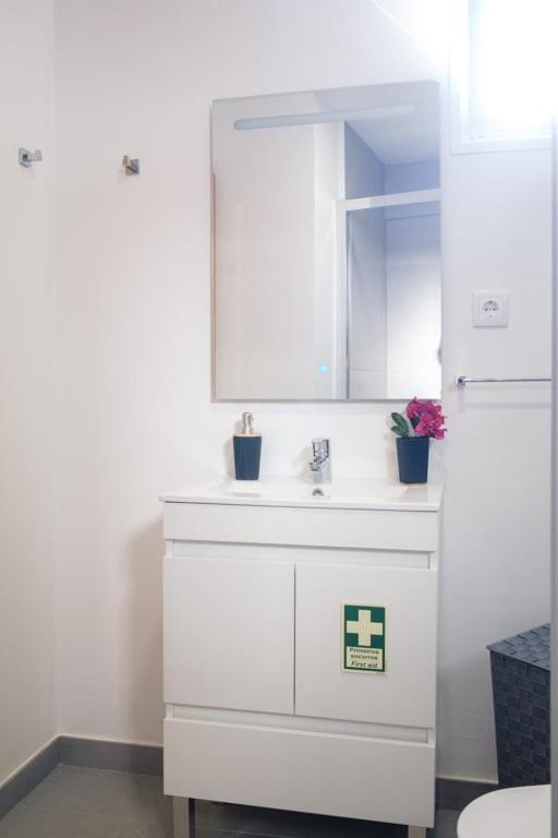 Guestready - Machico Sea View - B *