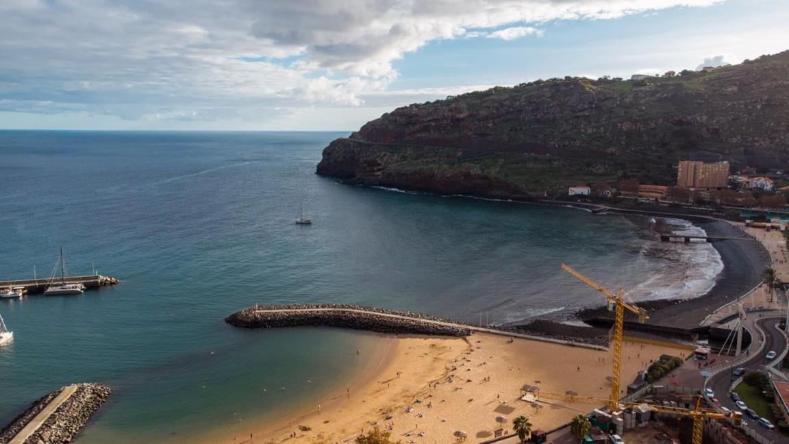 Guestready - Machico Sea View - B *