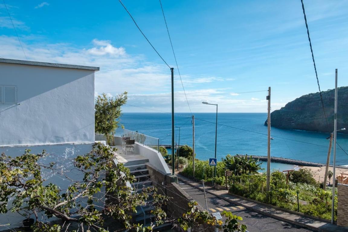 Guestready - Machico Sea View - B Guest house *