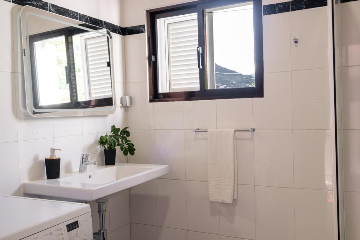Guest house Guestready - Machico Sea View - B