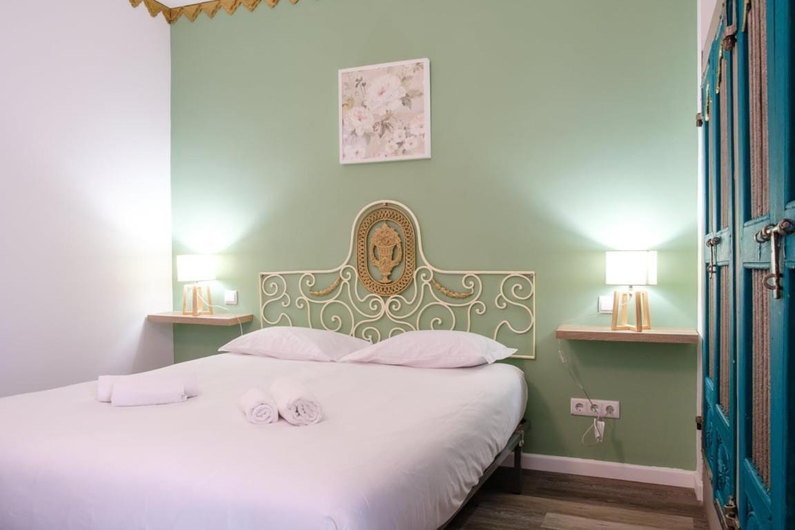 Guestready - A Marvellous In Calheta Guest house *