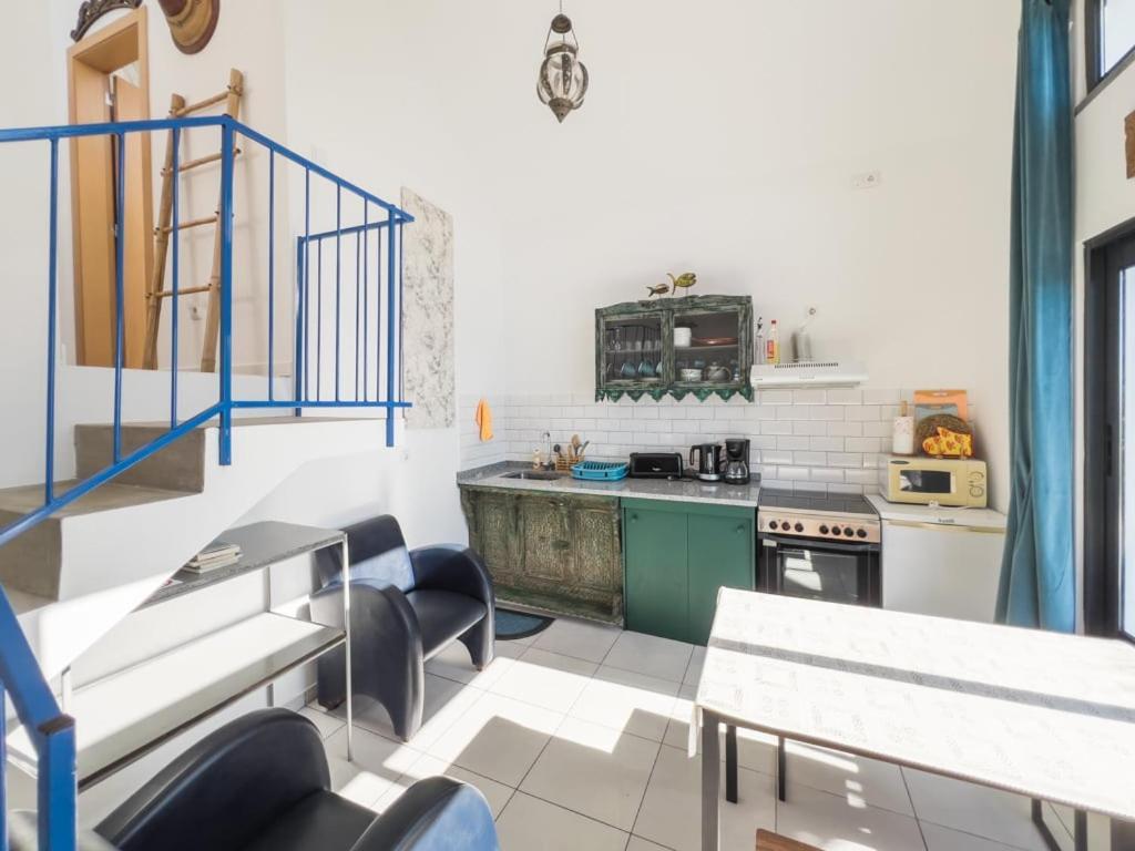 Guestready - A Marvellous In Calheta Guest house