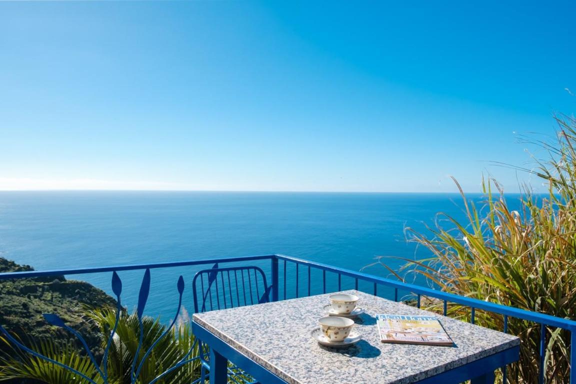 Guestready - A Marvellous In Calheta Guest house *
