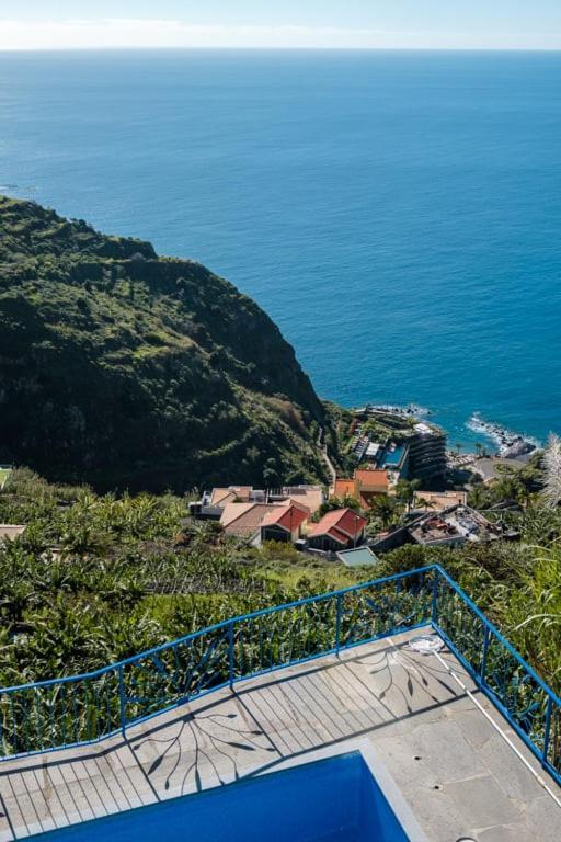 Guest house Guestready - A Marvellous In Calheta *