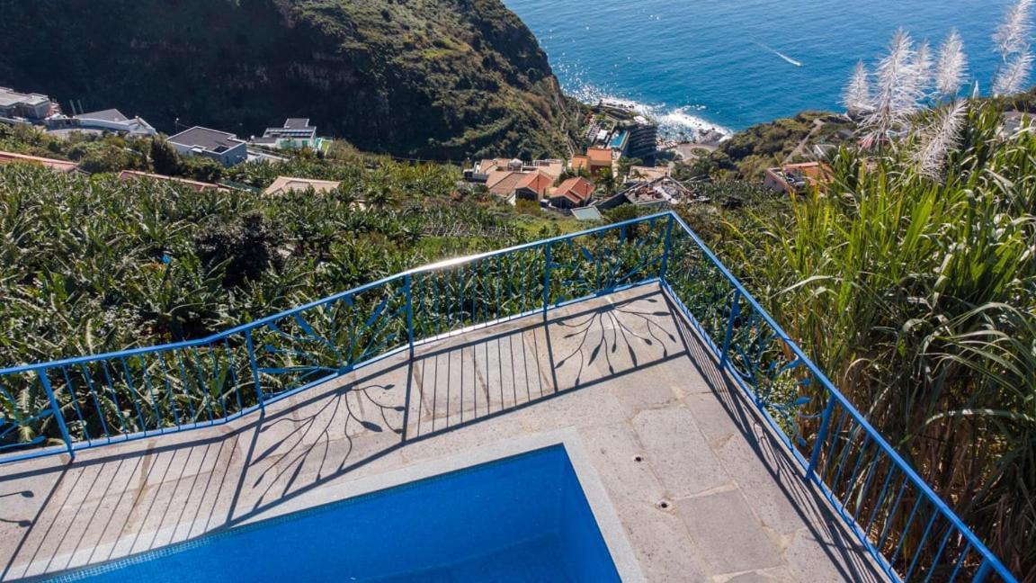 Guestready - A Marvellous In Calheta Guest house