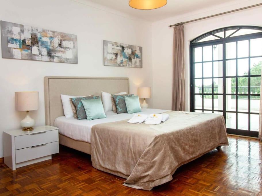 Irene Golf House - Privat Heated Pool & Games & Golf Villa *