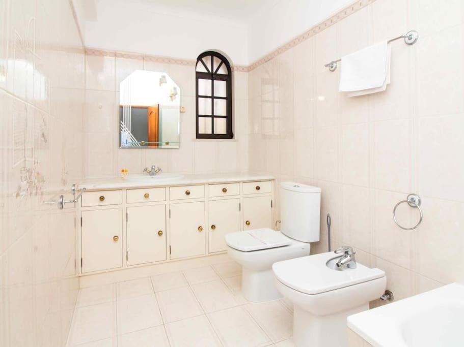 Villa Irene Golf House - Privat Heated Pool & Games & Golf