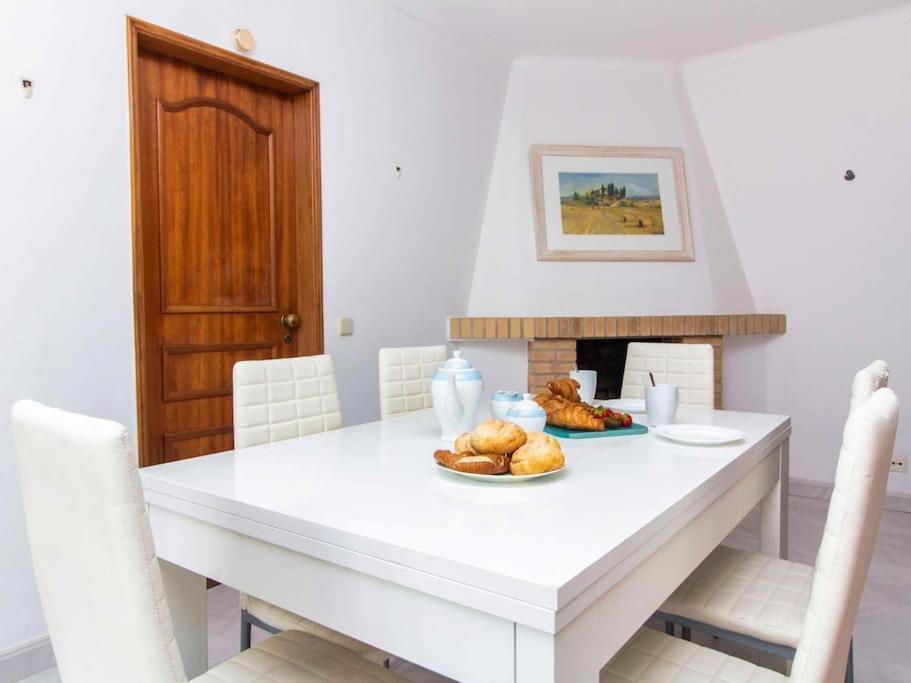 Irene Golf House - Privat Heated Pool & Games & Golf Quarteira