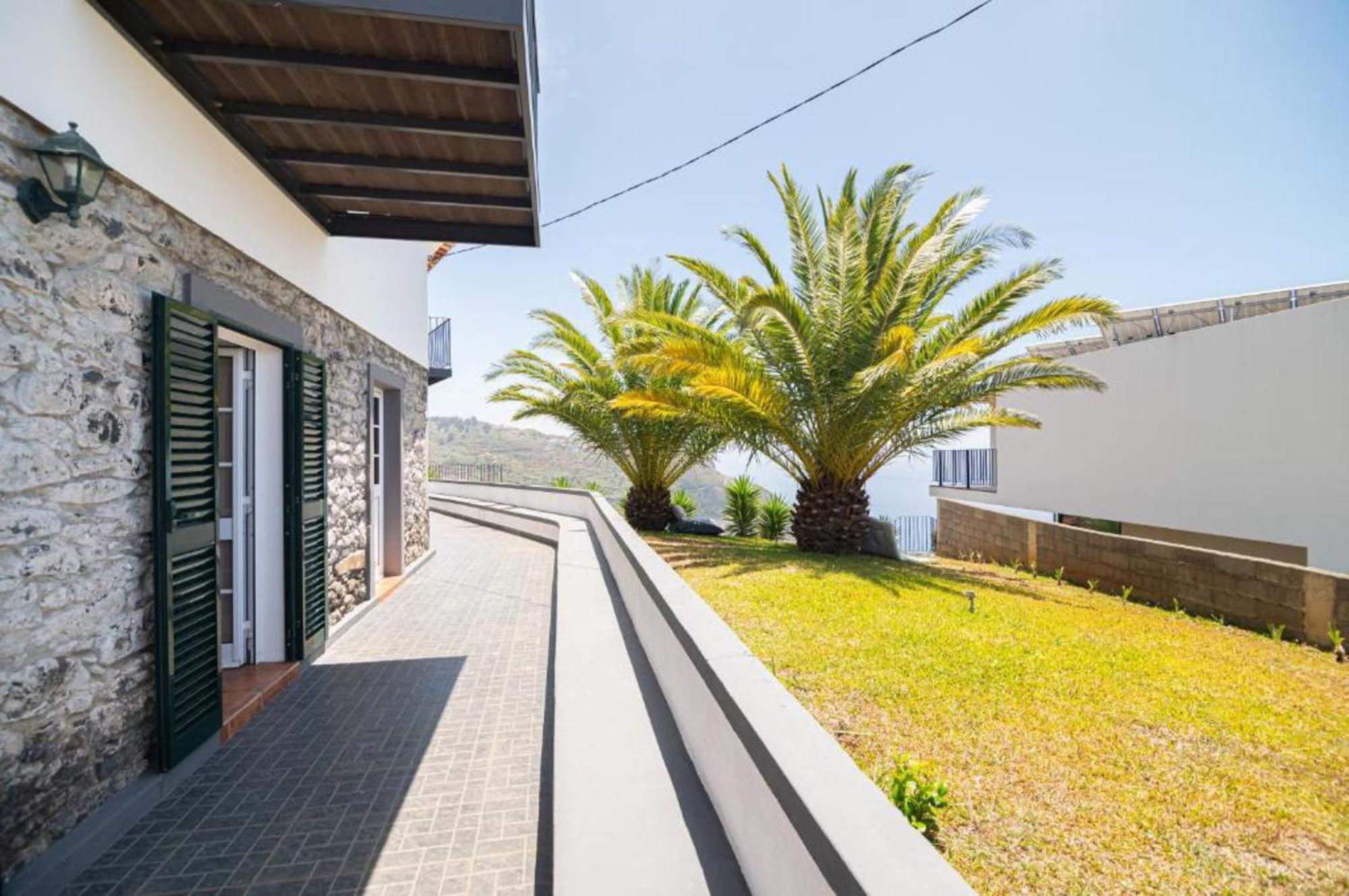 Calheta Bay View House - Family And Group Holiday home