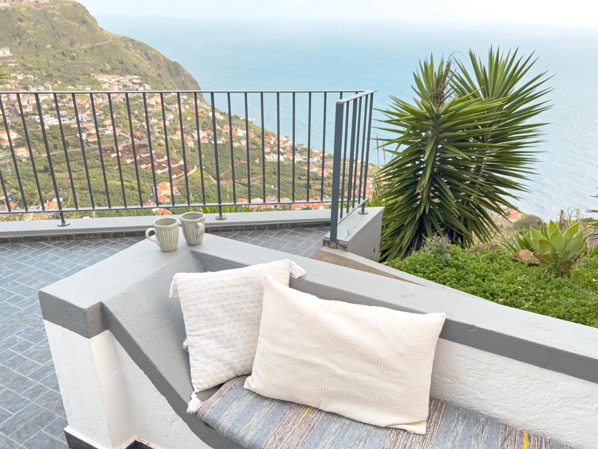 Calheta Bay View House - Family And Group