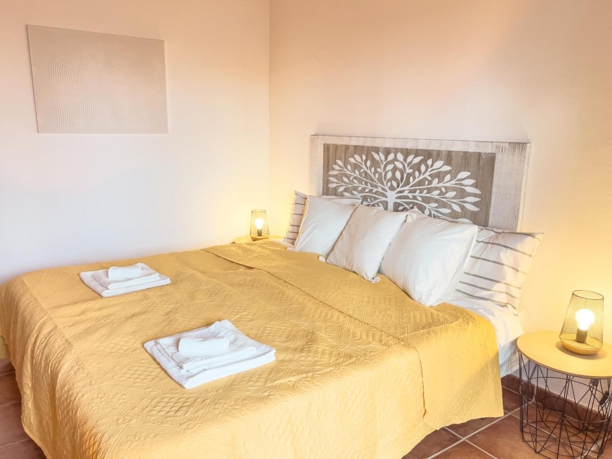 Calheta Bay View House - Family And Group Holiday home *