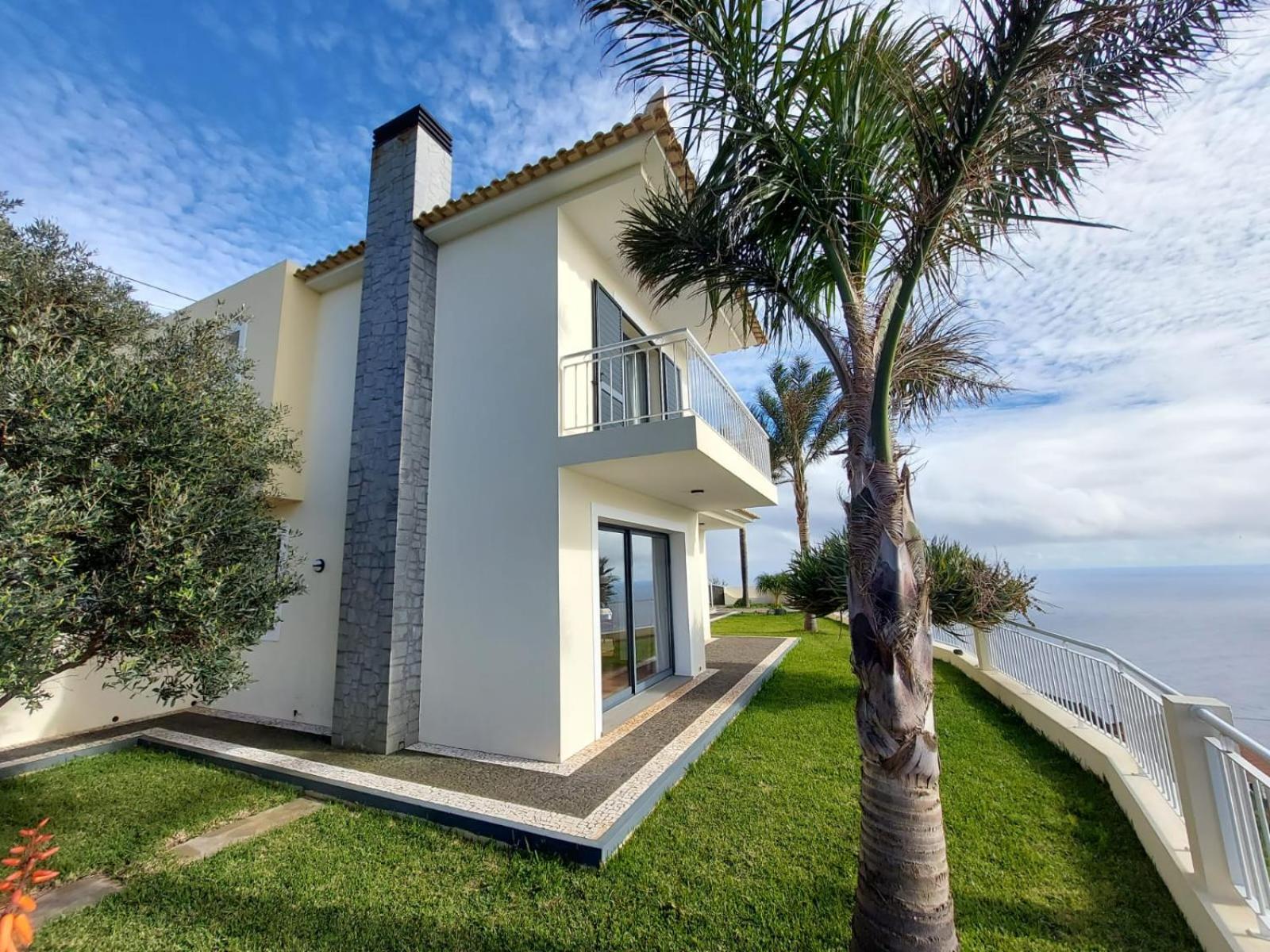 Best Sea View in Madeira-Casa Farol *