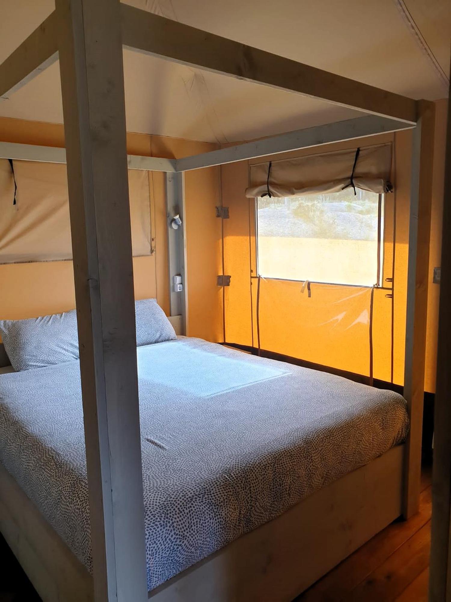 Quinta Dos Corgos Bed & Breakfast *