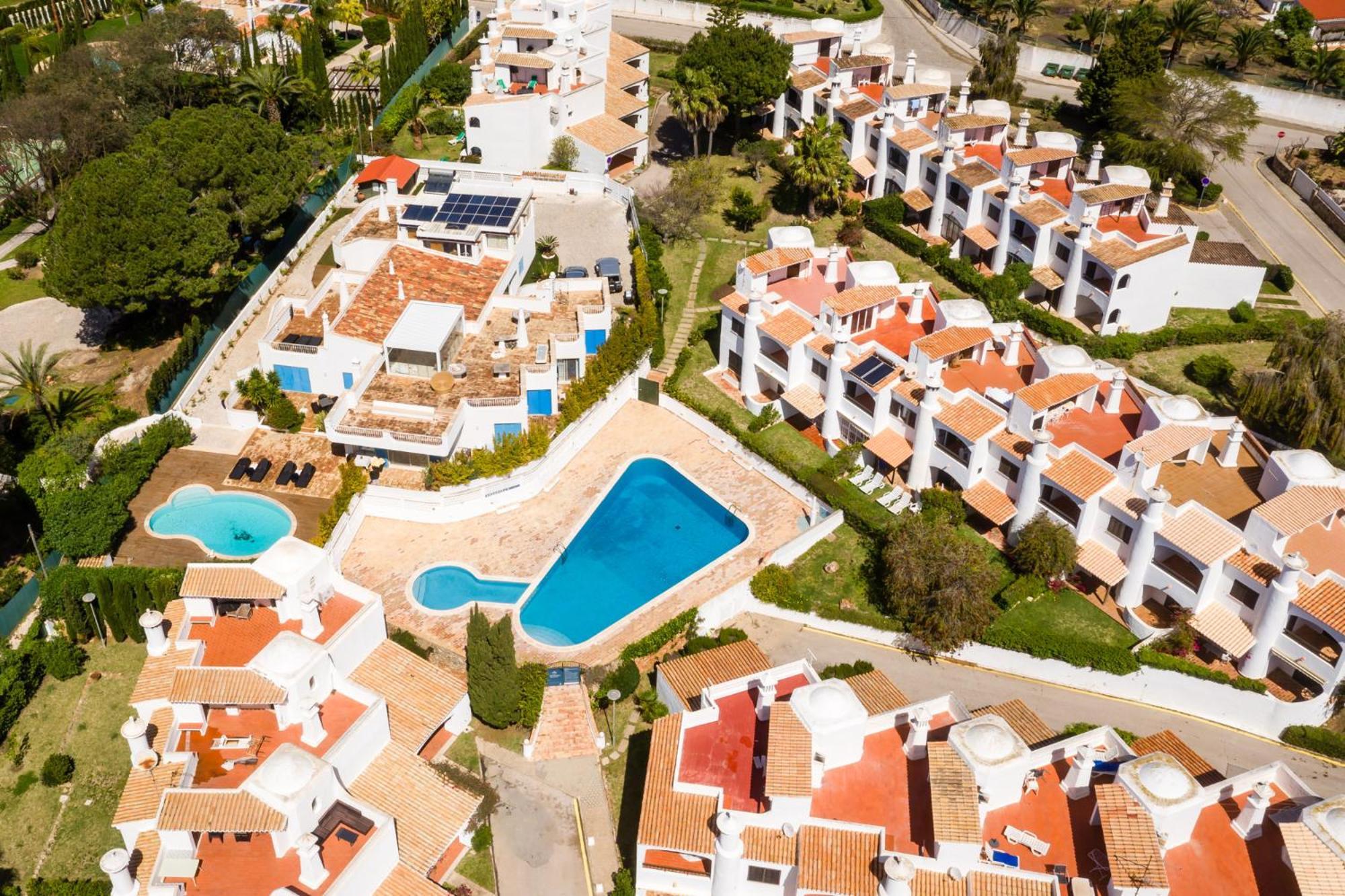 Clifftop - Pool, Private Terrace, Garden & Paddle Boards