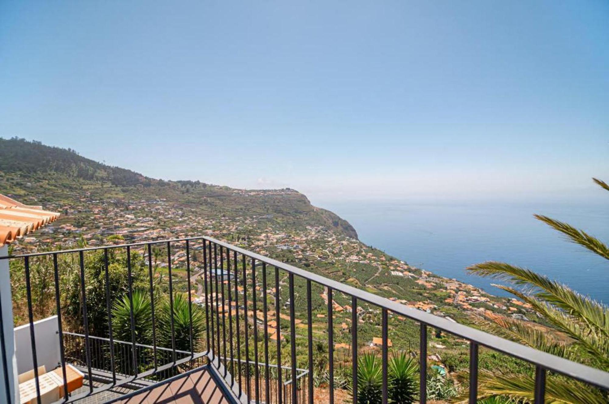 Calheta Bay View House - Family And Group *