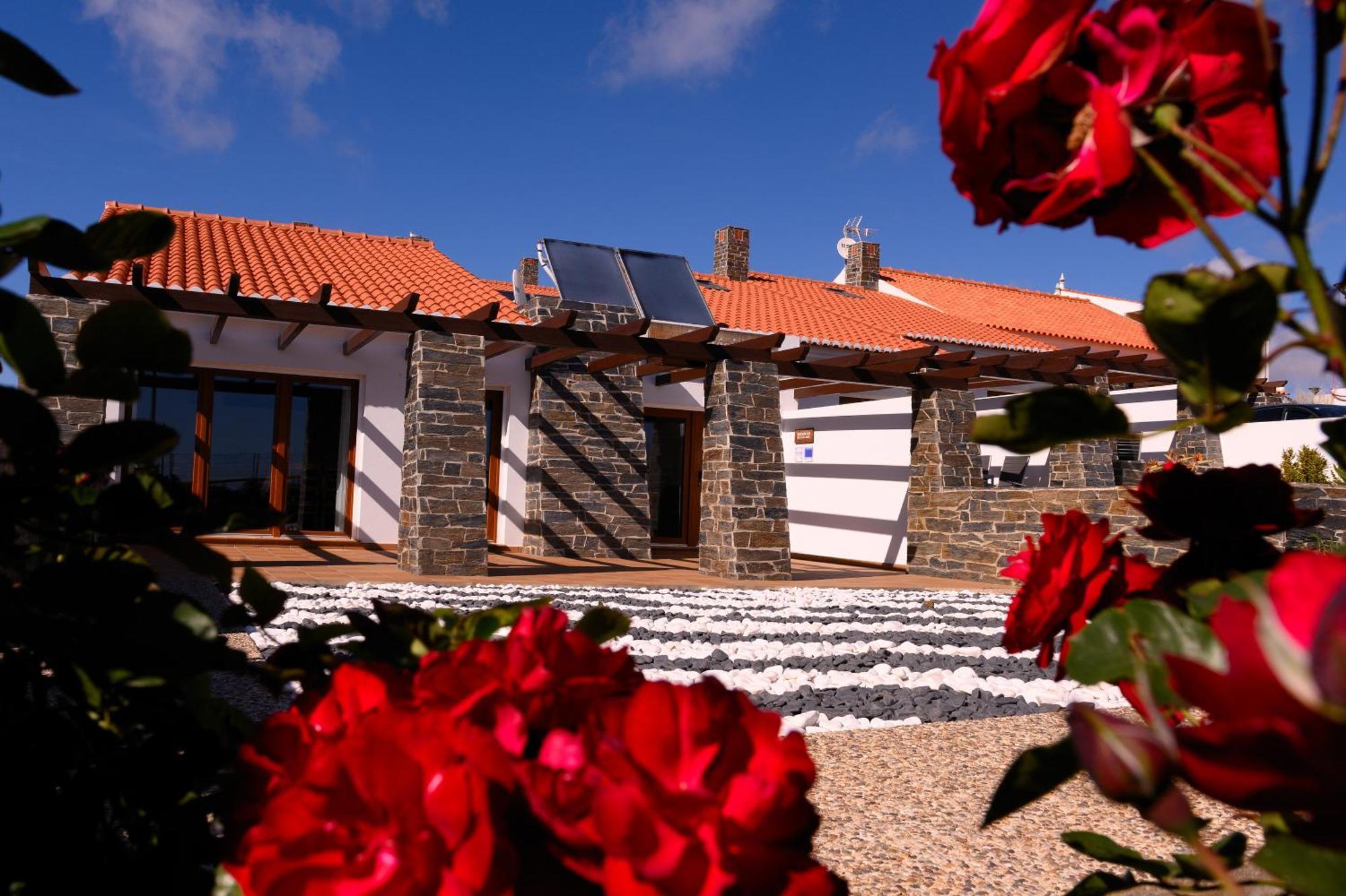 Falesias Da Arrifana Farm stay *