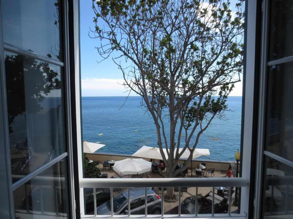 Barreirinha Ii Near Old Town With Ocean Views Appartement Funchal (Madeira)