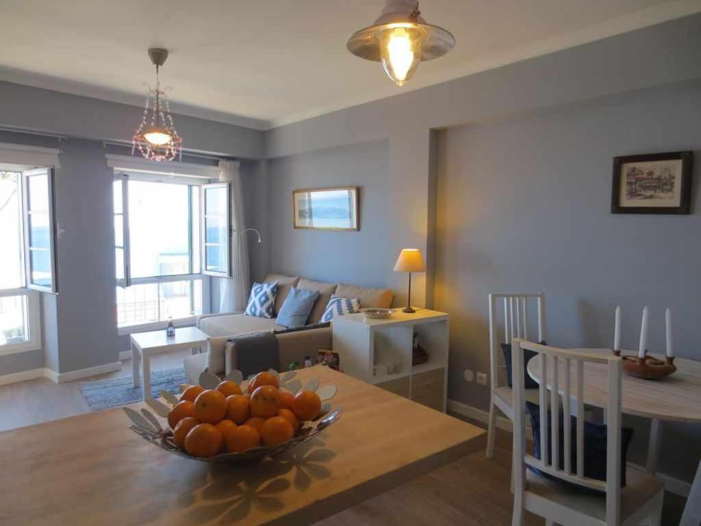 Barreirinha Ii Near Old Town With Ocean Views Appartement Funchal (Madeira)