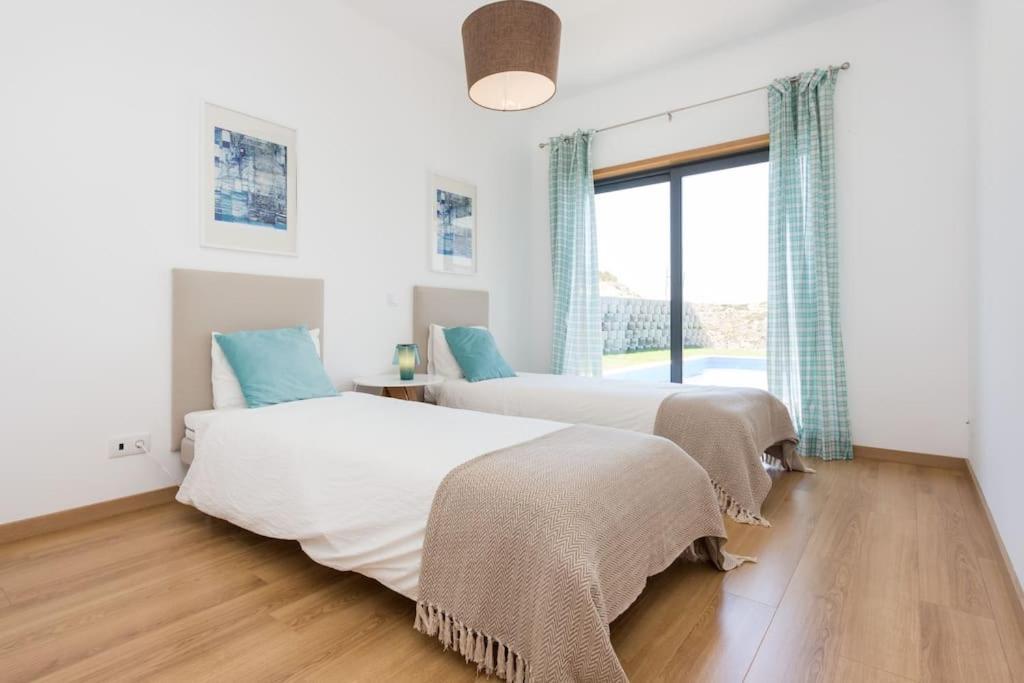 Nooma Villa *