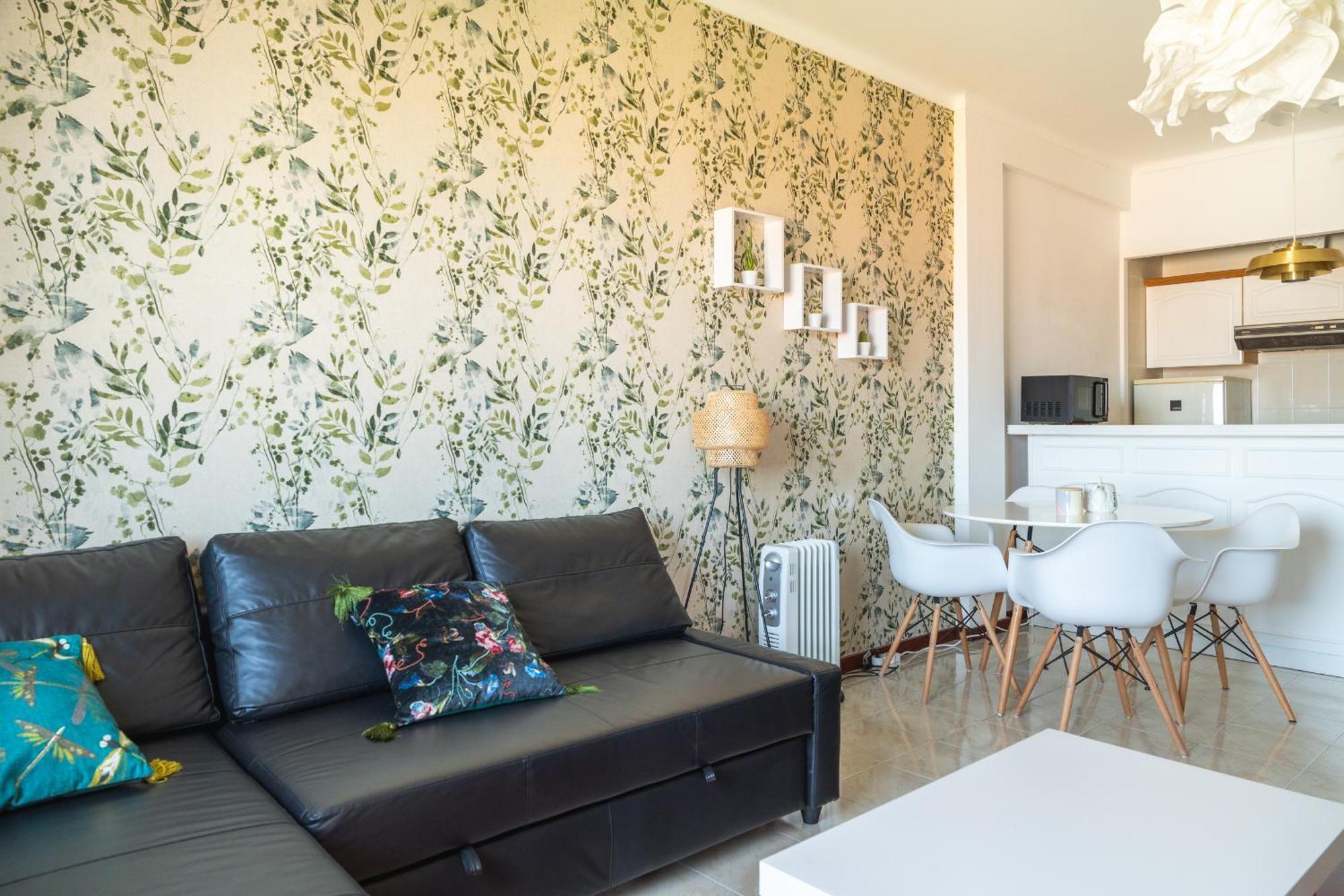 Sea View & Sundown, 150m From The And Surf Spots Apartamento Costa da Caparica
