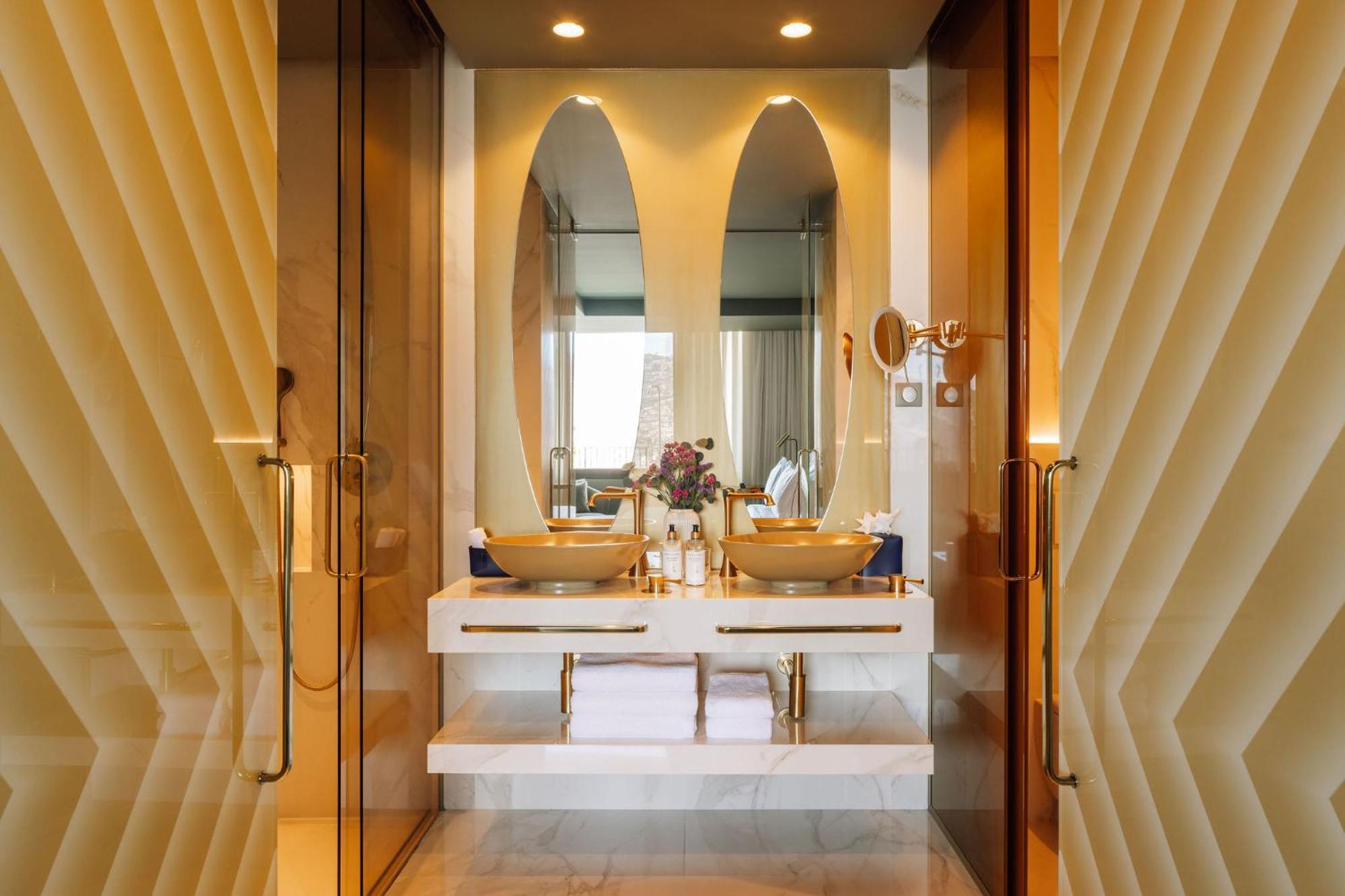 The Reserve - Within Savoy Palace - The Leading Of The World