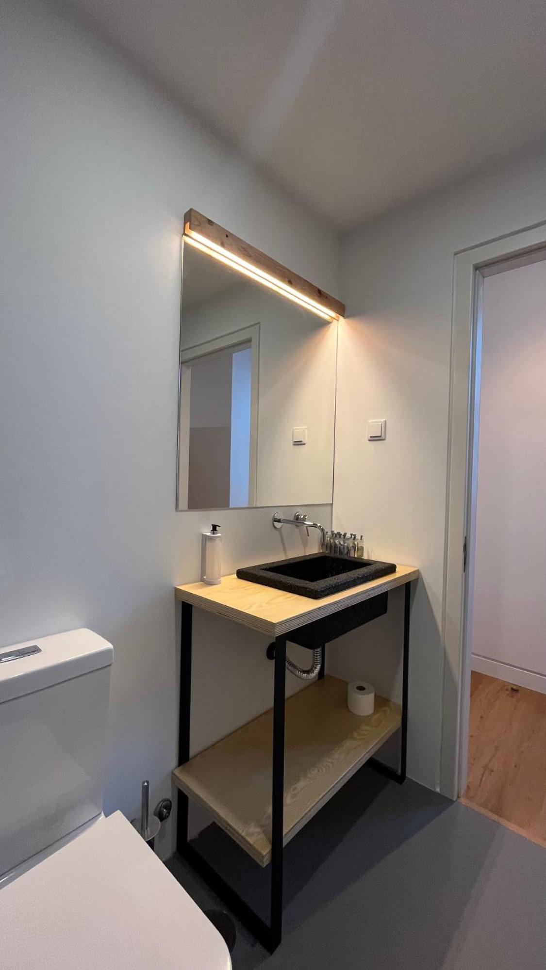 Hostel Matriz 55, & Ponta Delgada (Sao Miguel)