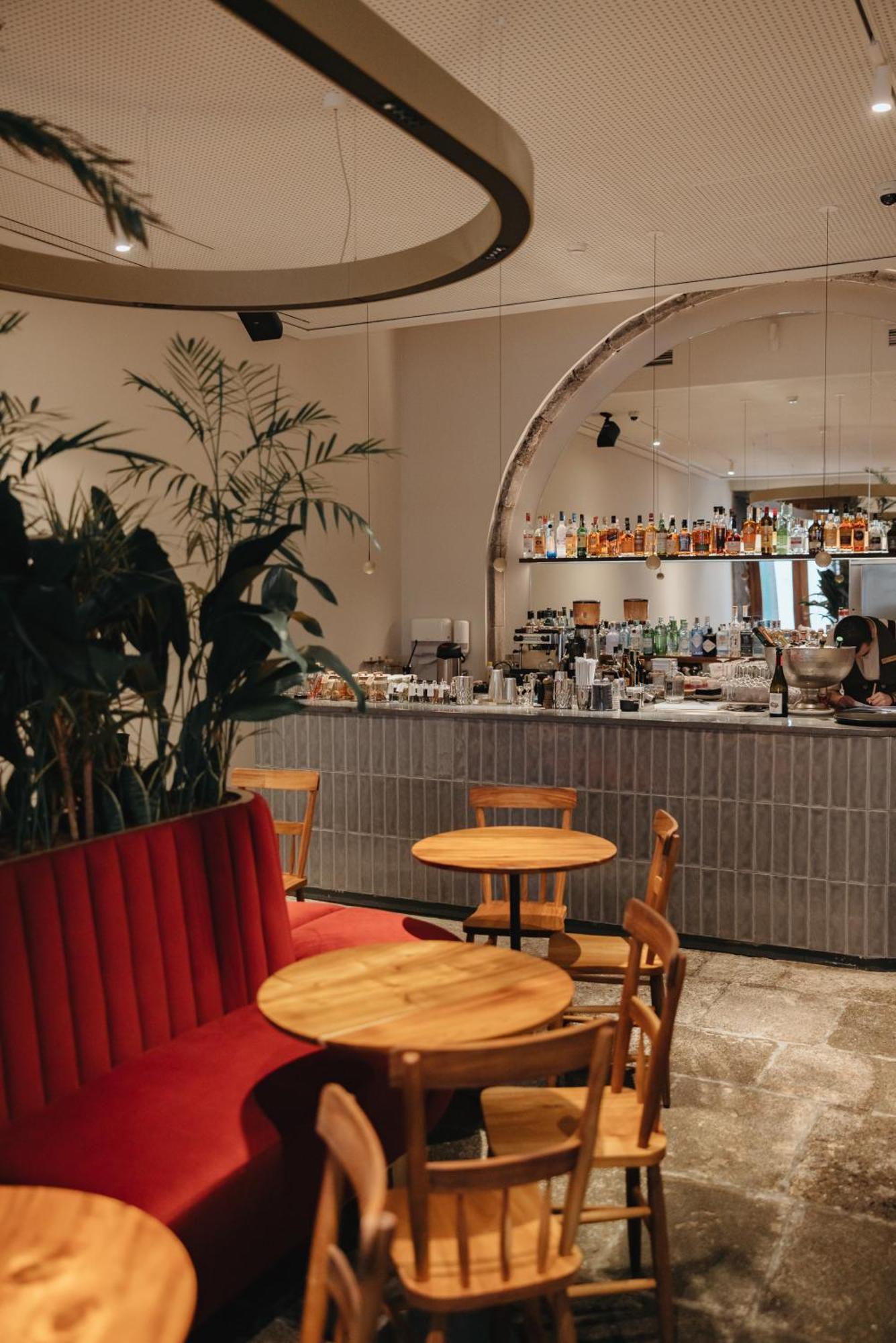 Nine Dots Azorean Art Boutique Hotel 4*