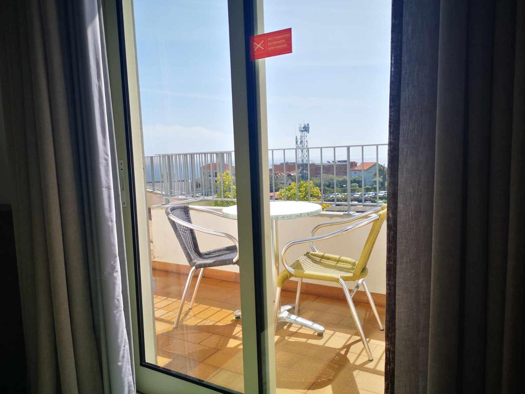Euro Moniz Hotel